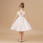 A-line white lace flower girl dress (3)