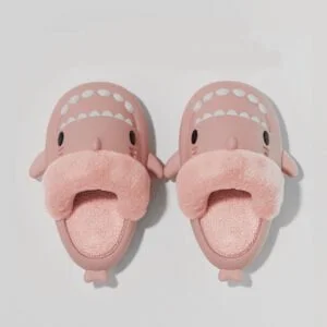Fluffy shark slippers - Pink