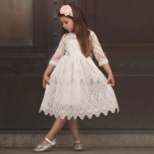 Girl lace dress with sleeves-white