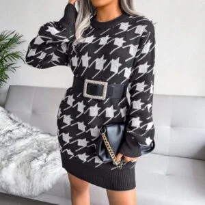 Houndstooth loose knitted dress-white-and-black (3)
