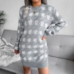 Houndstooth loose knitted dress-white-and-grey (2)