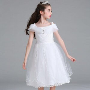 White tulle princess flower girl dress (2)