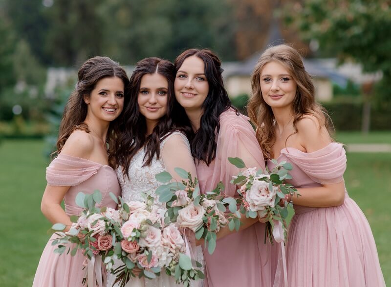What is the Difference Between a Bridesmaid and a Junior Bridesmaid (1)