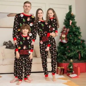 Black printed matching Christmas pyjamas (14)