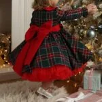 Girl long sleeve plaid Christmas dress-green (6)