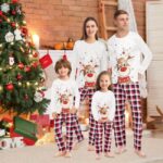 Reindeer plaid matching Christmas pyjamas (3)
