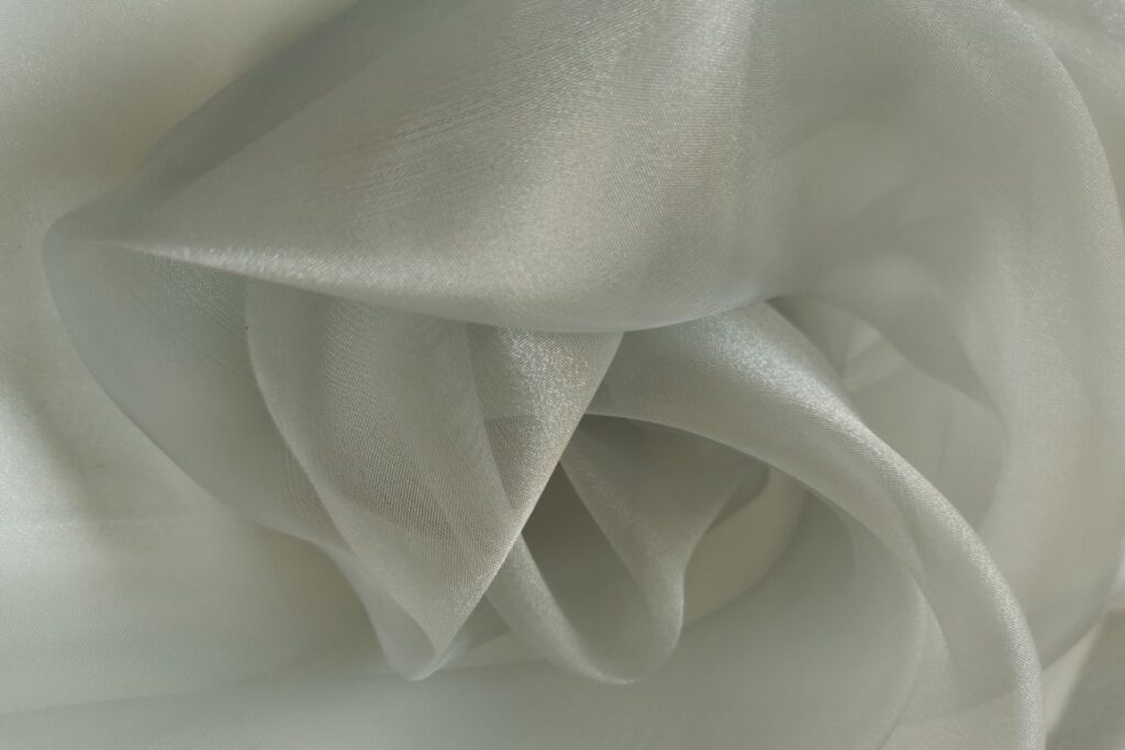 Tulle vs Chiffon in Children's Clothing: A Practical Guide to Choosing Baby Party Dress Fabrics - Fabulous Bargains Galore Tulle vs Chiffon in Children's Clothing (1)